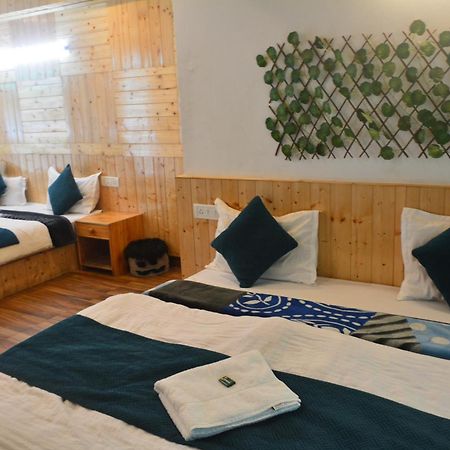 The Neelgiris Hotel Manali  Bagian luar foto