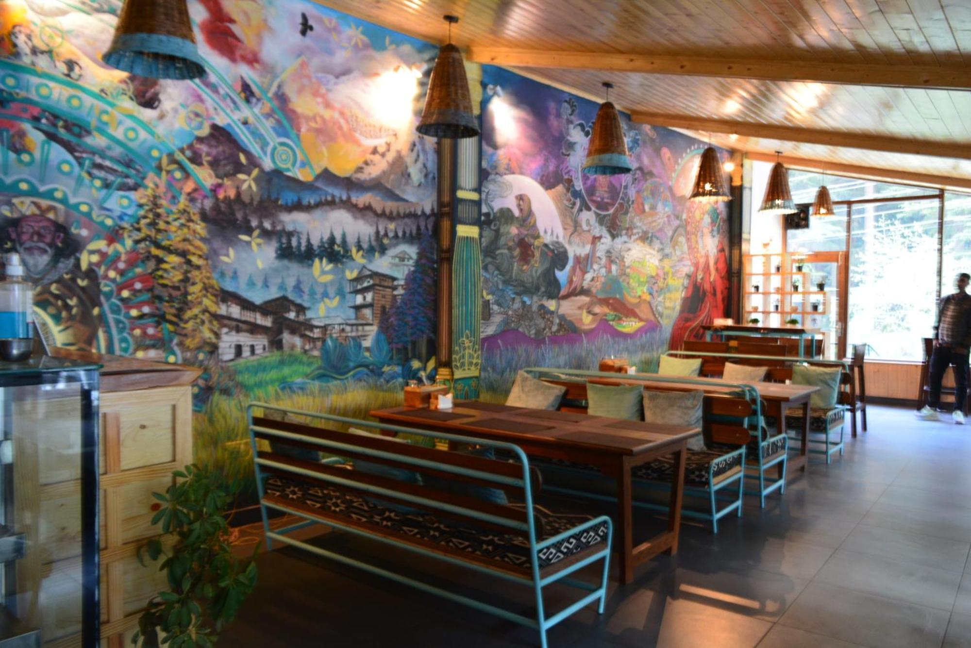 The Neelgiris Hotel Manali  Bagian luar foto